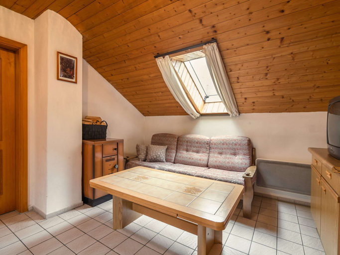 Living area 2, Farmhouse Near Oberammergau, Garmisch-Partenkirchen