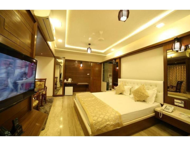 Bedroom 2, Hotel Sheratone, Mount Abu, Sirohi