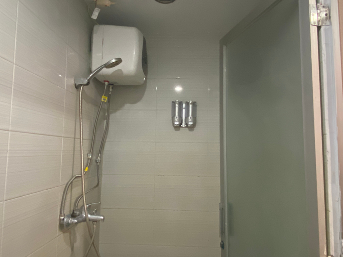 Bathroom 4
