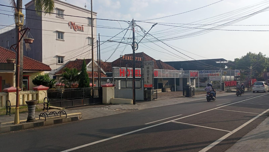 Hotel Noni Syariah Majalengka, Majalengka