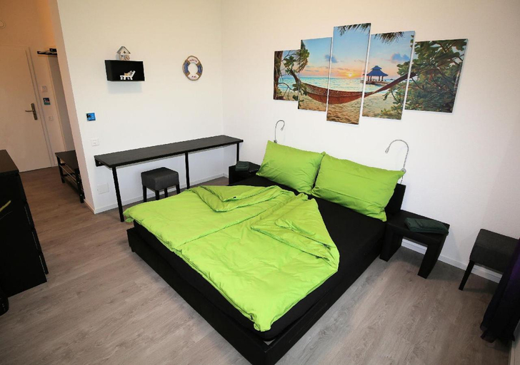 Bedroom 24