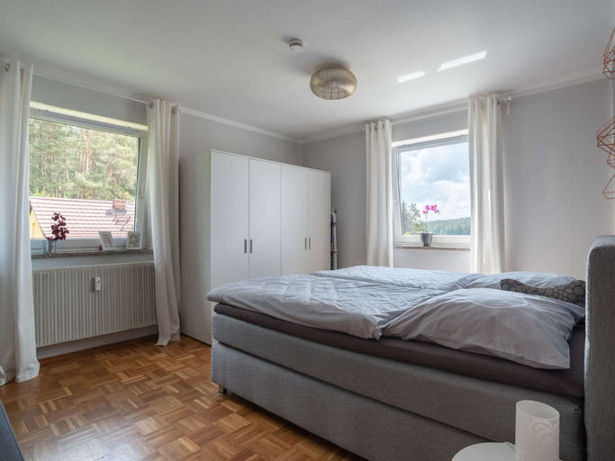 Bedroom 4, Tranquil Apartment in Marktleuthen near River & Forest, Wunsiedel im Fichtelgebirge