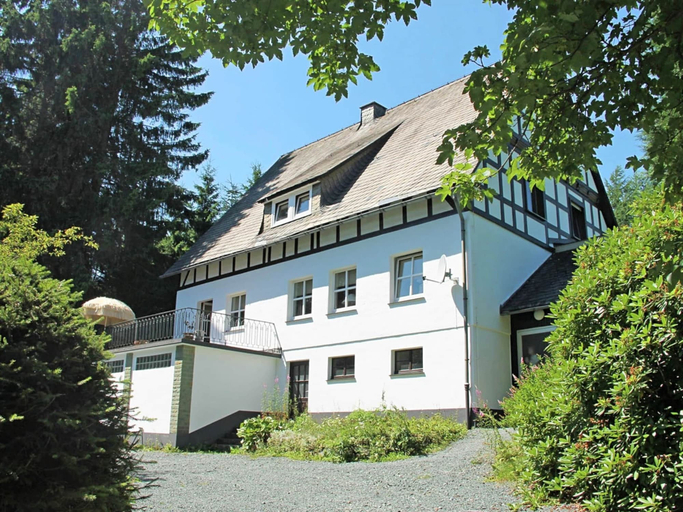 Others 5, Quaint Holiday Home near Ski Area in Neuastenberg, Hochsauerlandkreis