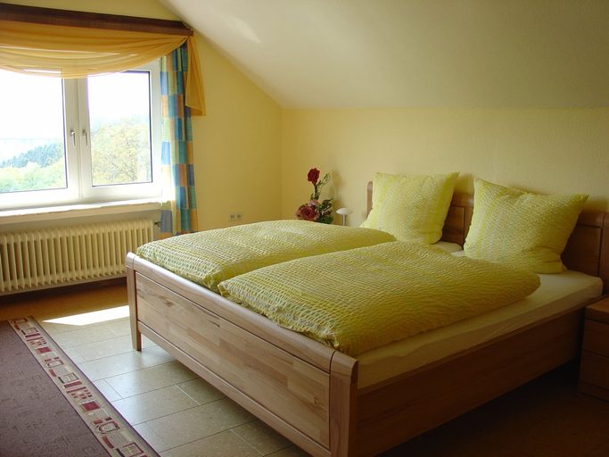 Bedroom, Cozy Apartment in Wilsecker near Forest, Eifelkreis Bitburg-Prüm