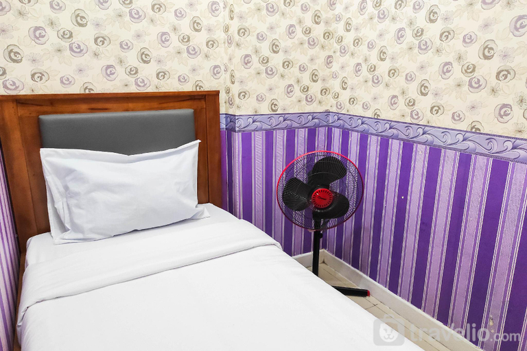 Bedroom 2, Luxurious 2BR at Vida View Makassar Apartment By Travelio, Makassar