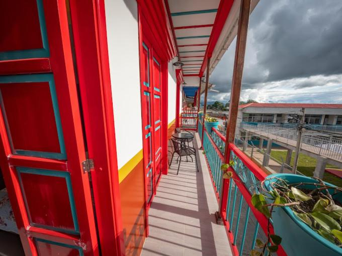 Others 4, Parlemos Hostal BY VIP, Filandia