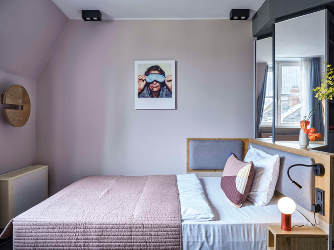 Bedroom 8