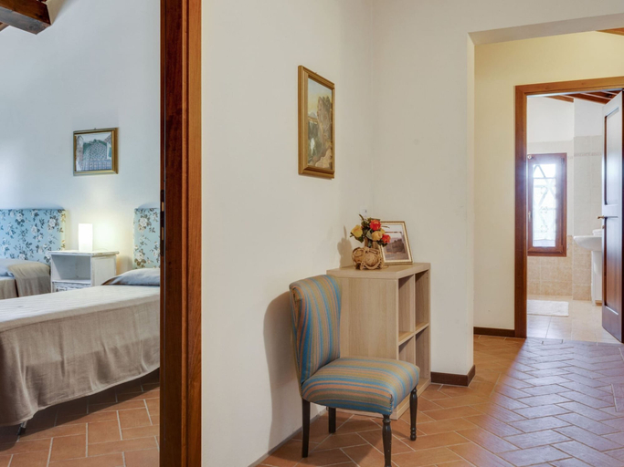 Bedroom 2, Farmhouse in Tuscany With Pool & Vineyard View, Florence