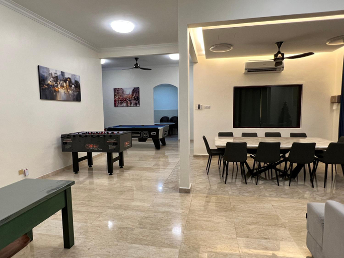 Food & Drinks, Paradise Hideout Homestay Bungalow House at PJ , Petaling Jaya