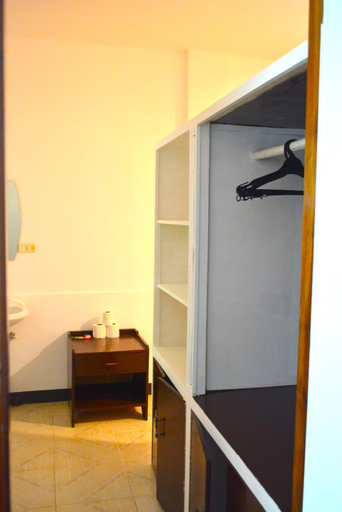Bedroom 3, Chiisai Natsu Resort, Panglao