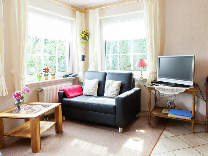 Others 4, Attractive Apartment in Bettenfeld With Garden, Bernkastel-Wittlich