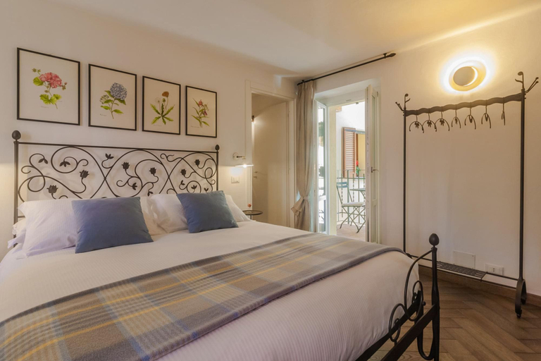 Bedroom 3, Loppia Secret Garden by Wonderful Italy, Como