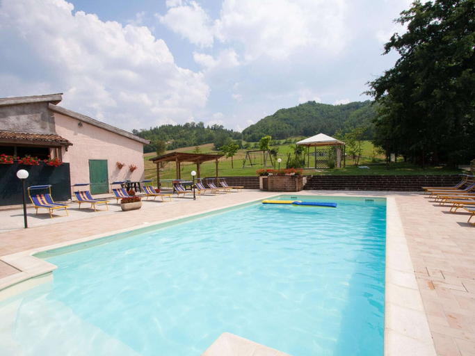 Pool 5, Your Piobbico Holiday Home, Pesaro E Urbino