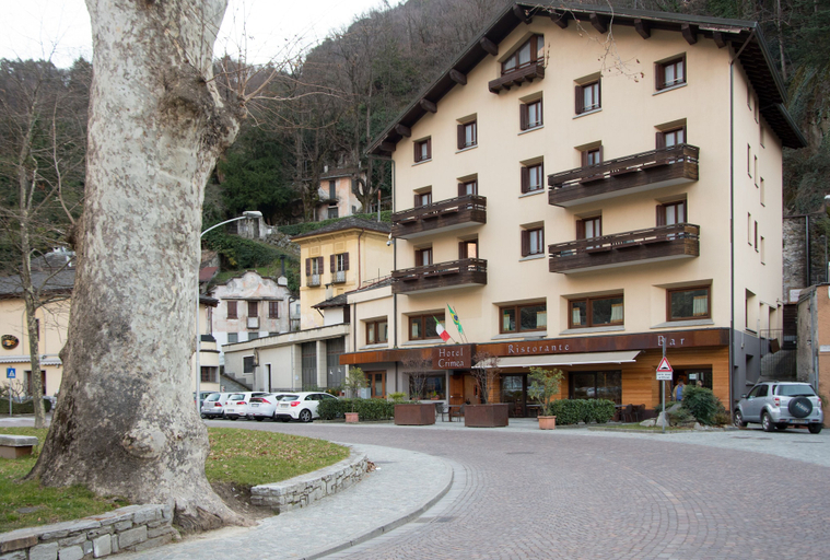 Hotel Crimea, Sondrio