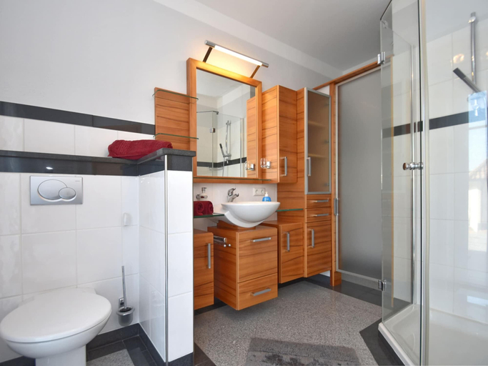 Bathroom, Apartment Near the Bavarian Forest, Deggendorf