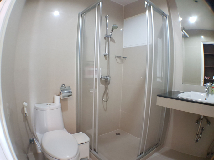 Bathroom 3, 14 Place Sukhumvit Suites, Khlong Toey