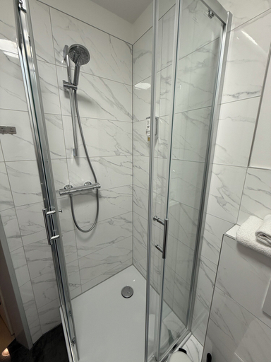 Bathroom 5, Hotel & Restaurant Elbschetal, Ennepe-Ruhr-Kreis