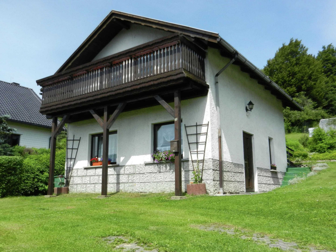 Exterior & Views, Family-friendly Forest Home, Ilm-Kreis
