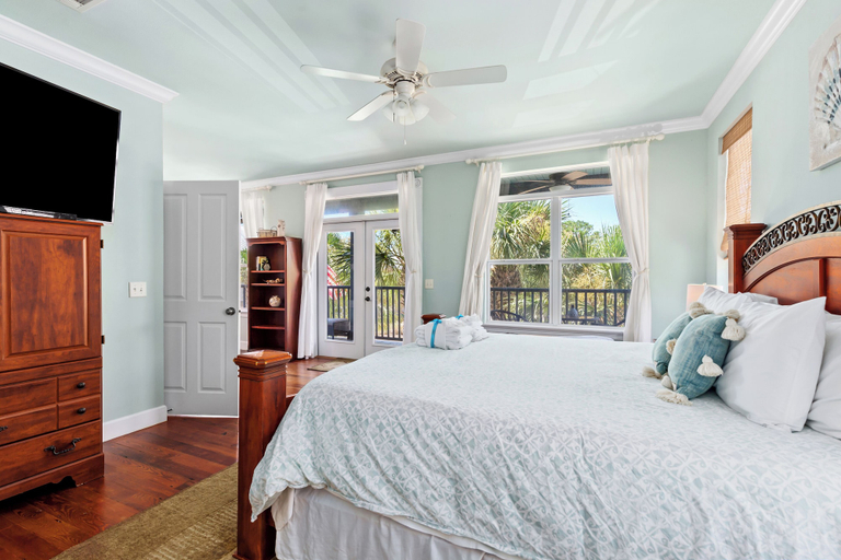 Bedroom 2, West PCB Upscale Home w/ Splash Pool, Close to Beach, 3br+bunkroom, Golf Cart, Bay