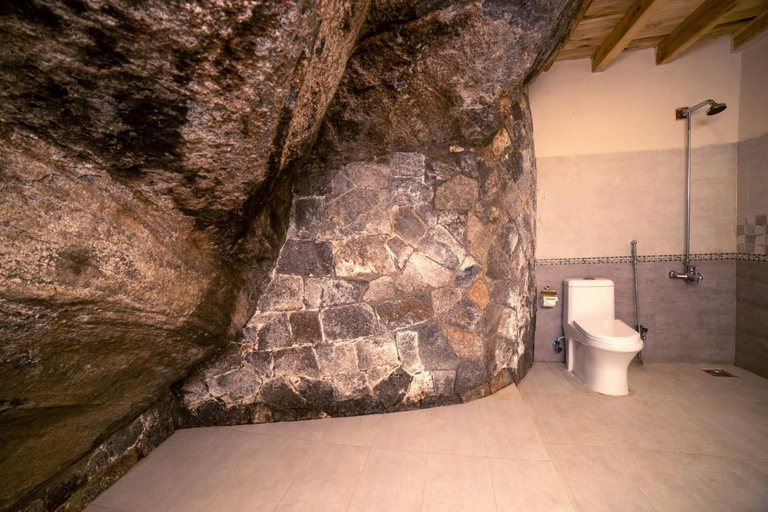 Bedroom 3, Roomy Vantage Adventure Resort, Duikar, Northern Areas