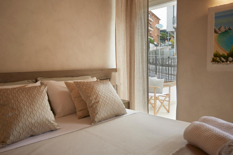 Others 4, Nilu relais, Ancona