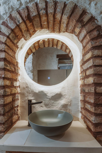 Bathroom, Pargas Distillery Suites, Epirus
