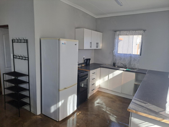 Others 2, 22 Duvenhage, Siyanda
