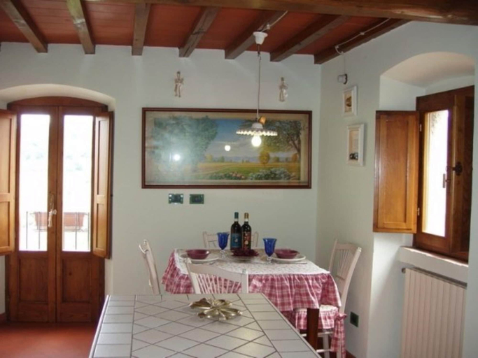 Dining 3, Apartment for 4 People, Poppi, Arezzo