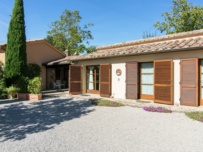 Exterior & Views, Holiday Home in Cortona With Pool, Arezzo