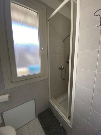 Shower 3, Blue House, Cagliari