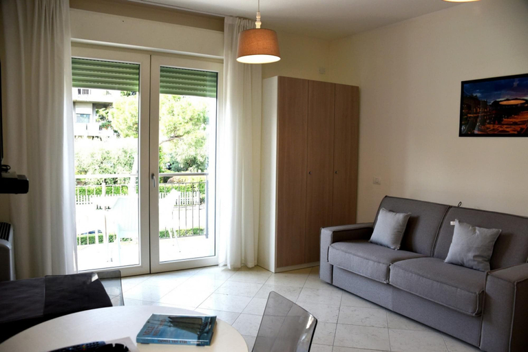 Room 3, Residenza Miralago - 10 Lavinia - Locazione BK, Brescia