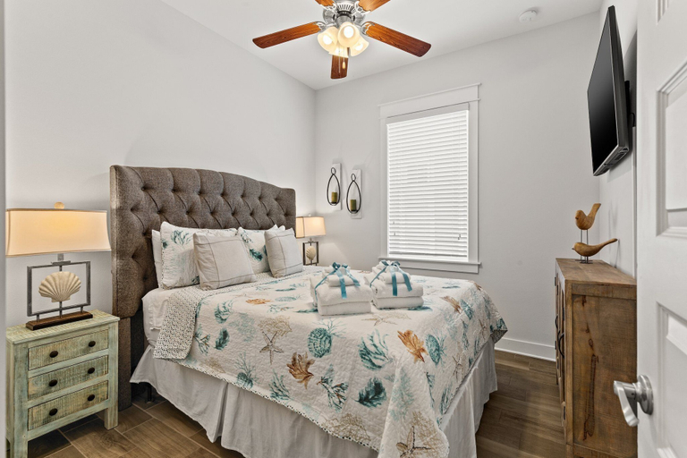 Bedroom 3, 24 York Lane Edgewater Escape, Walton