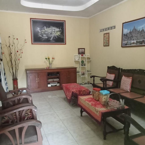 Others 2, Homestay Bu Enik Borobudur by BToC, Magelang