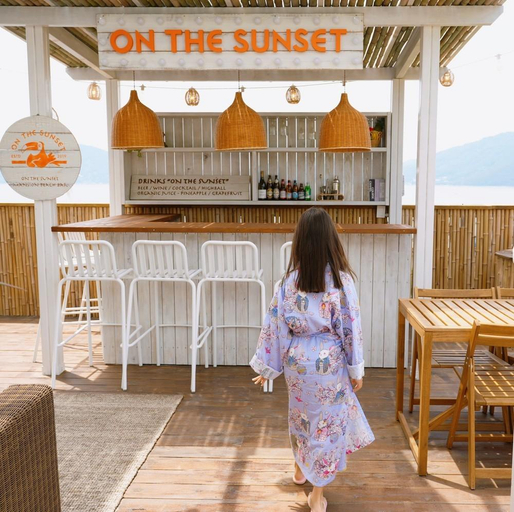 Others 4, On the Sunset Mansion, Geoje
