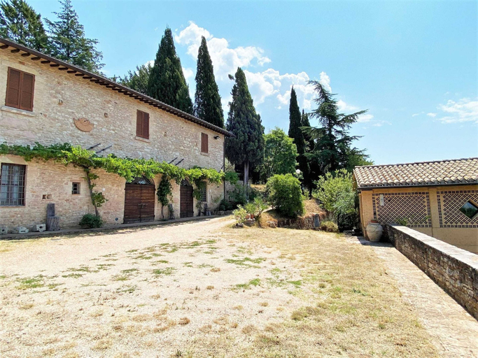 Exterior & Views 2, Holiday Home in Assisi With Garden Views, Perugia