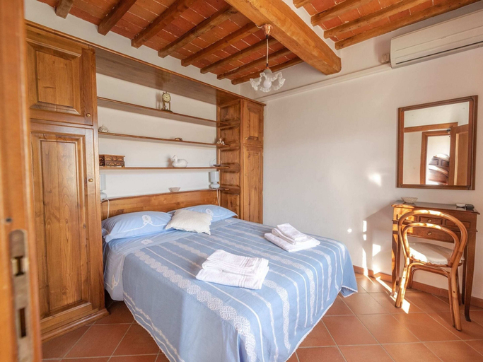 Bedroom 3, Belvilla by OYO Casa del Re, Siena