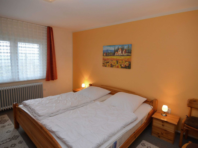 Bedroom 3, Cozy Holiday Home in Düdinghausen Sauerland near Ski Area, Hochsauerlandkreis