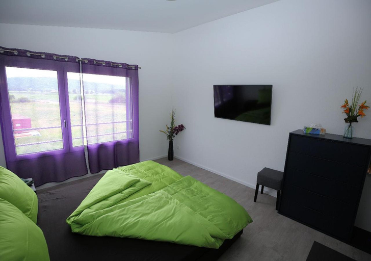 Bedroom 25