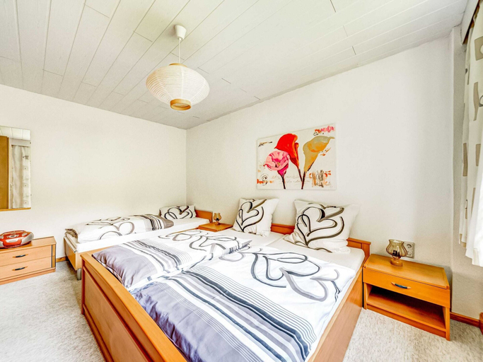 Bedroom 5, Rustic Black Forest Getaway, Hildburghausen