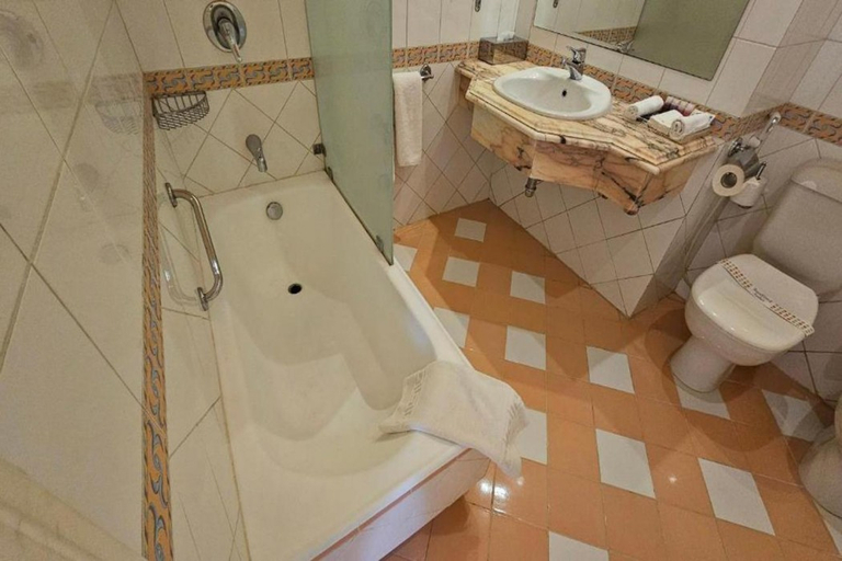 Bathroom 4, Amarina Star Resort & Aqua Park, Sharm el-Sheikh