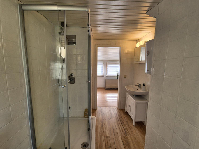 Shower 5, Apartment in Vaihingen an der Enz - Horrheim, Ludwigsburg