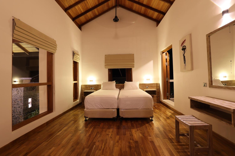 Bedroom 2, Villa Ananta - 3 Bedroom, Hikkaduwa