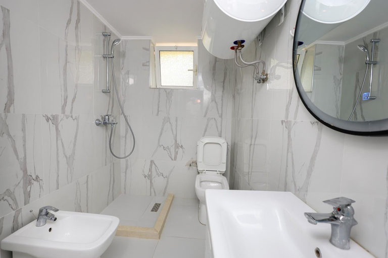 Others 4, Guesthouse Berati, Beratit