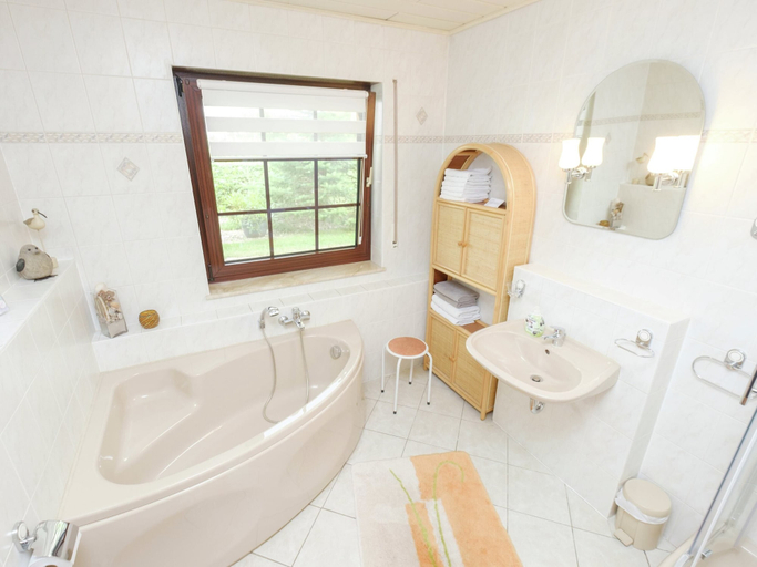 Others 2, Apartment in Harz With Terrace, Harz
