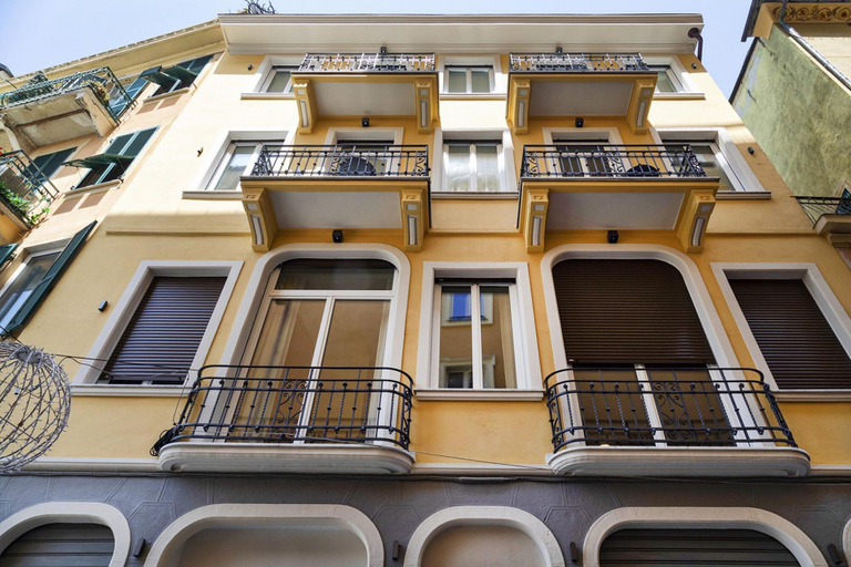 Room 3, Riviera Flavour Apartments by Wonderful Italy - Salvia, Genova