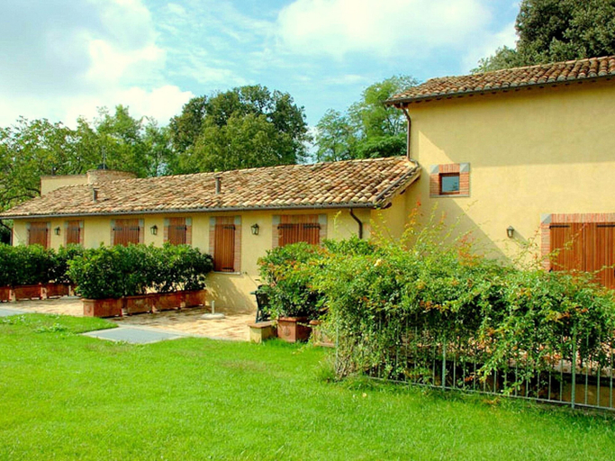 Others 5, Apartment in Perugia With Pool & Terrace, Perugia