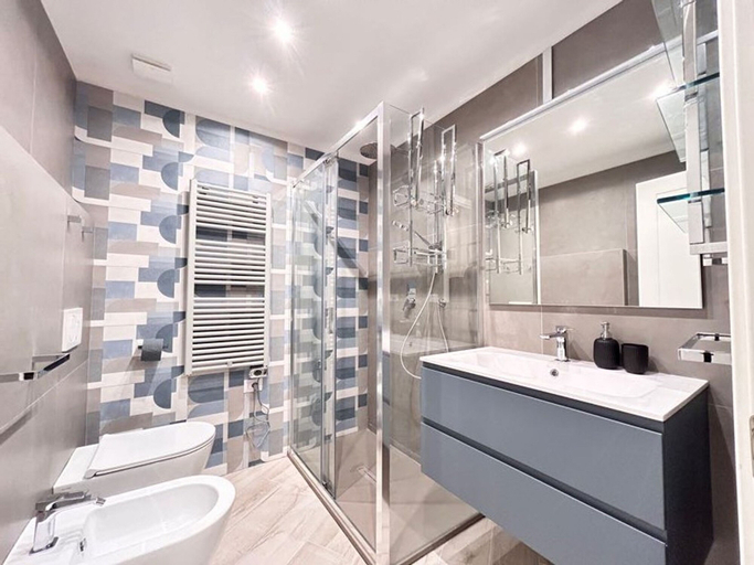 Bathroom 4, Modern Apartment in the Heart of Pisa, Pisa