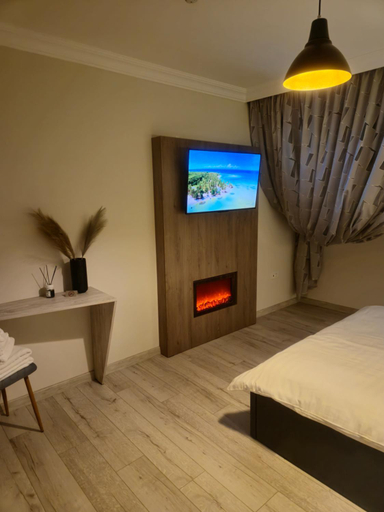 Bedroom 2, Bizi House Accommodation, Drobeta-turnu Severin