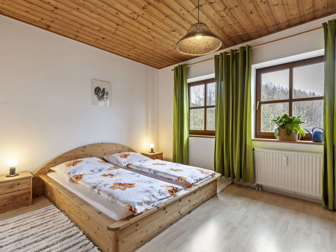 Bedroom 4, Apartment in Schonsee Near Lake Beach, Schwandorf
