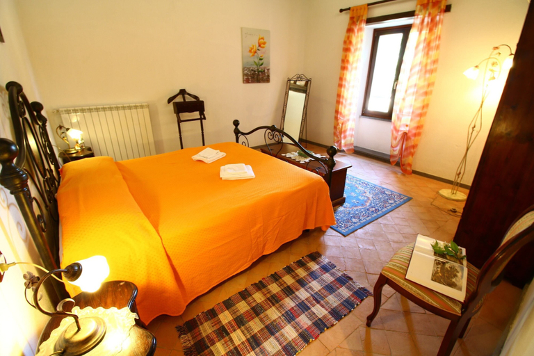 Bedroom 3, Belvilla by OYO Farmhouse With Private Pool, Viterbo